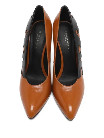 Pre-owned Bottega Veneta Pointed-toe Leather Pumps In Brown
