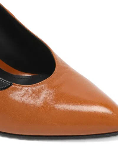 Pre-owned Bottega Veneta Pointed-toe Leather Pumps In Brown