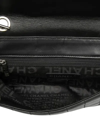 Pre-owned Chanel 2006-2008 Camellia Cc Choco Bar No 5 Lambskin Shoulder Bag In Black