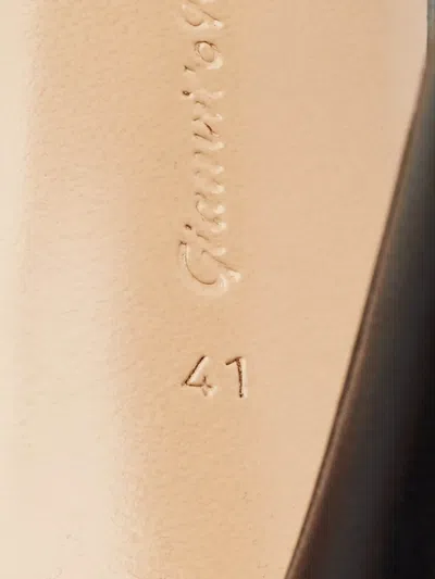 Pre-owned Gianvito Rossi Cannes Crystal-embellishment Sandals In Black