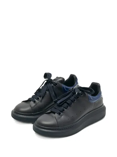 Pre-owned Alexander Mcqueen Leather Sneakers In Black