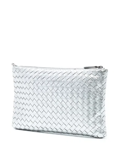 Pre-owned Bottega Veneta 2012-2025 Metallic Leather Intrecciato Clutch Bag In Silver
