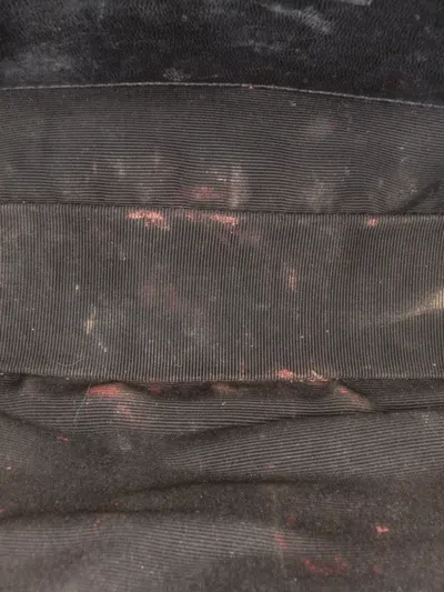 Pre-owned Saint Laurent 2015 Grain De Poudre Classic Monogram Crossbody Bag In Black