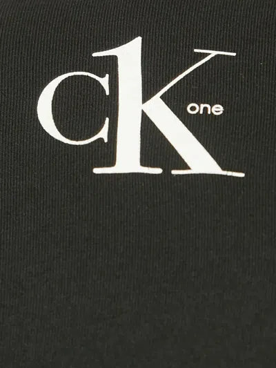 Pre-owned Calvin Klein Vintage Rose-print Long-sleeve T-shirt In Black