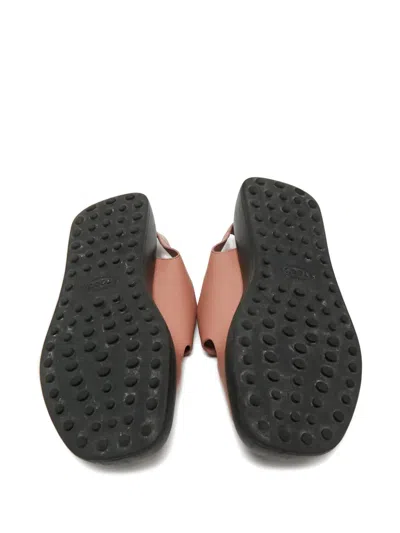 Pre-owned Tod's Double-buckle Leather Sandals In Pink