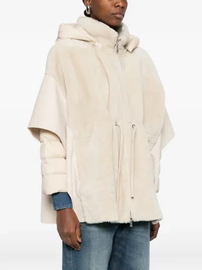 拉链开合连帽外套