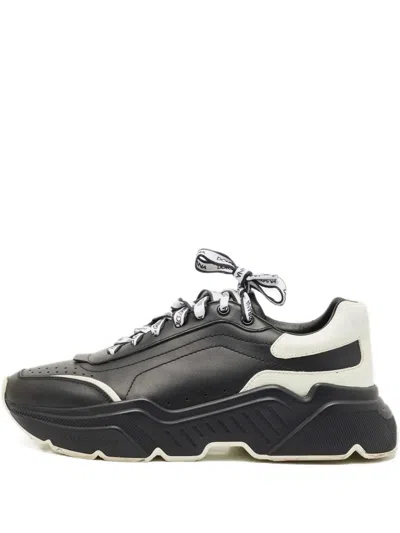 Pre-owned Dolce & Gabbana Daymaster Leather Sneakers In Black