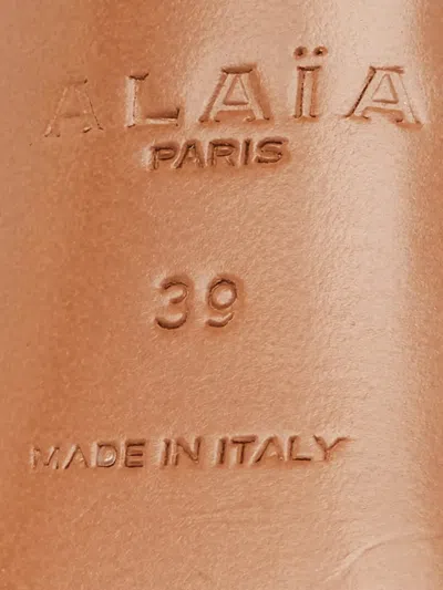 Pre-owned Alaïa Bombe Strappy Leather Sandals In Silver