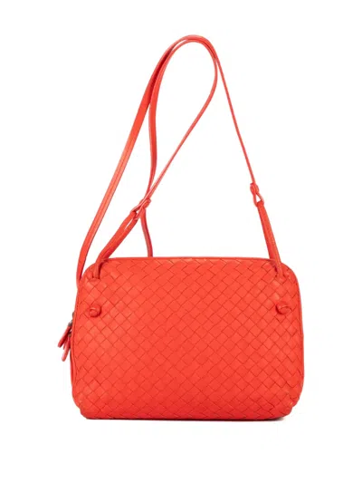 Pre-owned Bottega Veneta Intrecciato Shoulder Bag In Red