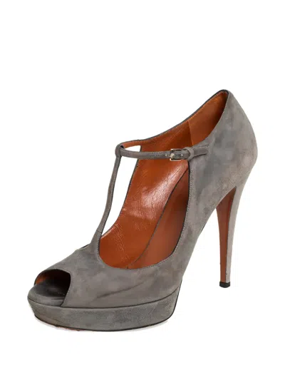 Pre-owned Gucci Platform Peep-toe Pumps In Gray