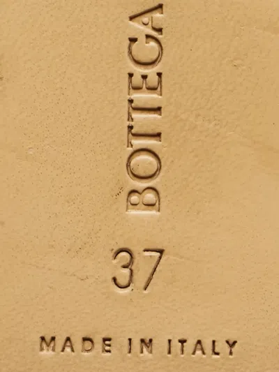 Pre-owned Bottega Veneta Intrecciato Weave Slides In Black