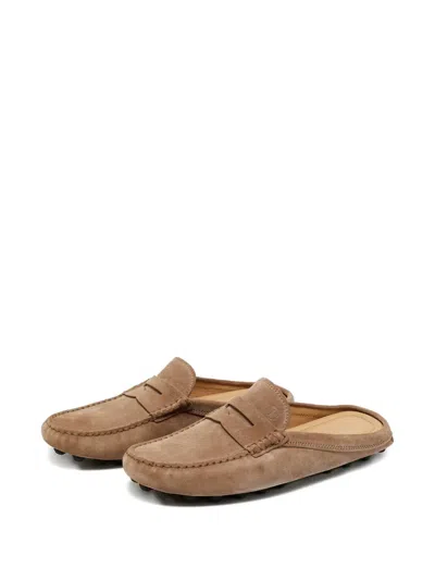 Pre-owned Tod's Gommini Suede Mules In Brown