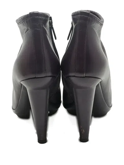 Pre-owned Bottega Veneta 1224957 Leather Ankle Boots In Purple