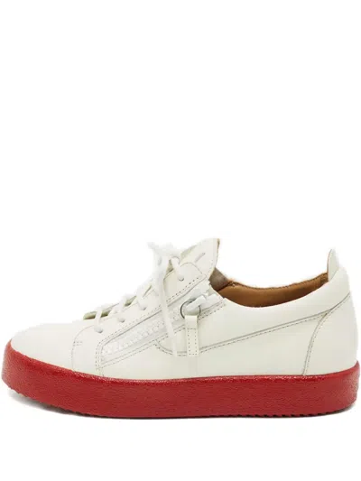 Pre-owned Giuseppe Zanotti Frankie Zip Leather Sneakers In White