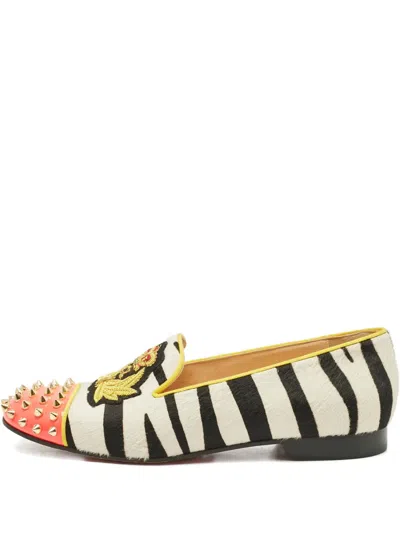 Pre-owned Christian Louboutin Spike-detail Calf-hair Loafers In White