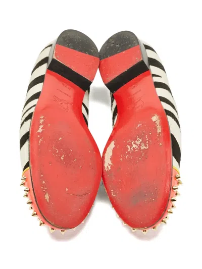 Pre-owned Christian Louboutin Spike-detail Calf-hair Loafers In White