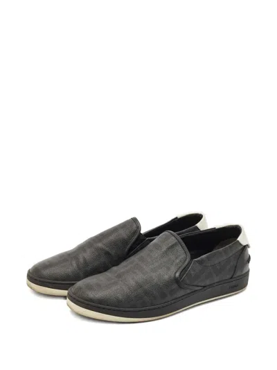 Pre-owned Fendi Logo-print Sneakers In Black