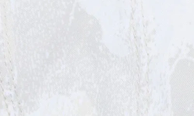 Quiksilver Mission Water Repellent Gloves In White