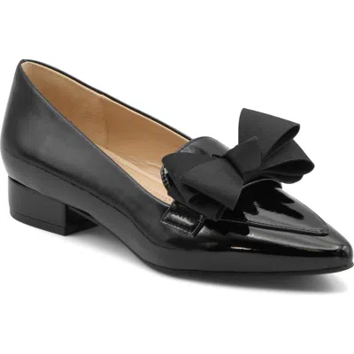 Adrienne Vittadini Pasteur Bow Pump In Black