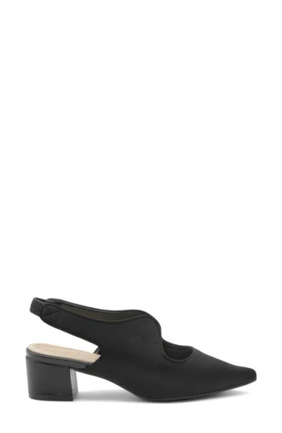 Adrienne Vittadini Goldie Slingback Pump In Black