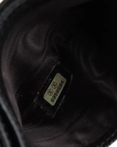 Pre-owned Chanel Coco Mark Caviar Card Holder In Black