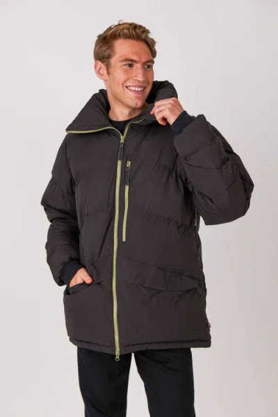 Oosc Puffer Jacket In Black