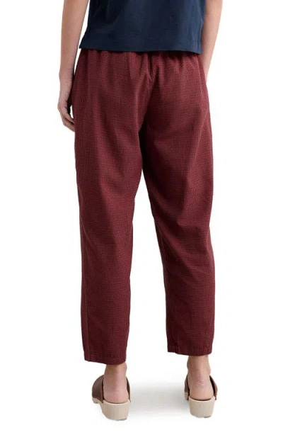 Seasalt Cornwall Vow Cave Organic Cotton Crop Tapered Pants In Burgundy