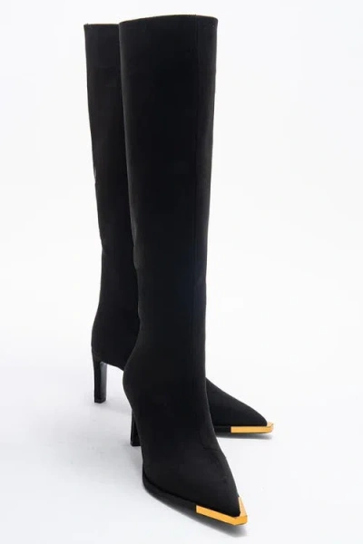 Prologue Shoes Lexa Pointed Toe Knee High Boot In Black