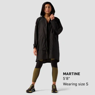 Backcountry Runoff 2.5l Rain Parka In Black
