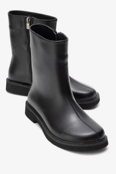 Forever & Always Shoes Lucano Leather Ankle Boot In Black