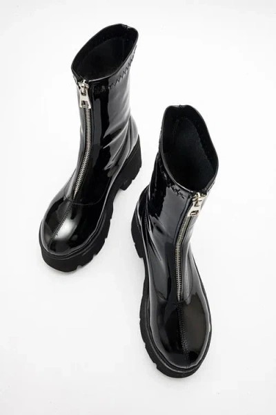 Prologue Shoes Ovil Platform Zip Boot In Black