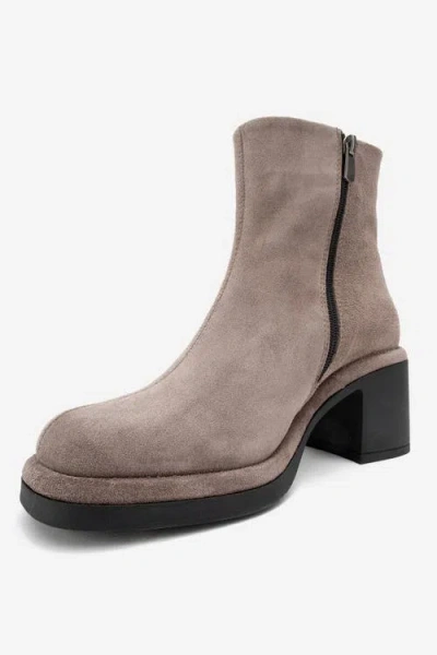 Forever & Always Shoes Junae Leather Block Heel Boot In Brown