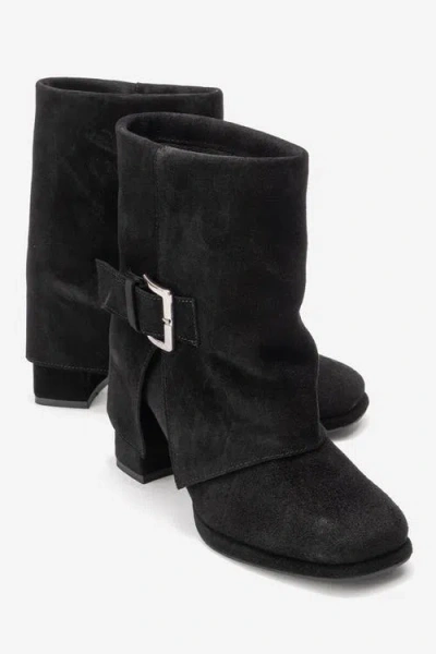 Forever & Always Shoes Lore Leather Block Heel Boot In Black