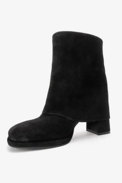 Forever & Always Shoes Lore Leather Block Heel Boot In Black