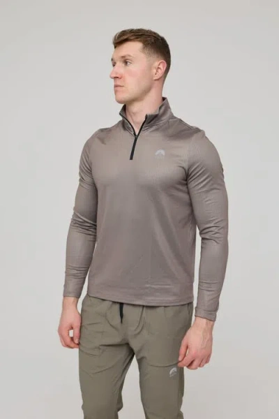 Oosc Elite Activewear 1/4 Zip Top In Brown