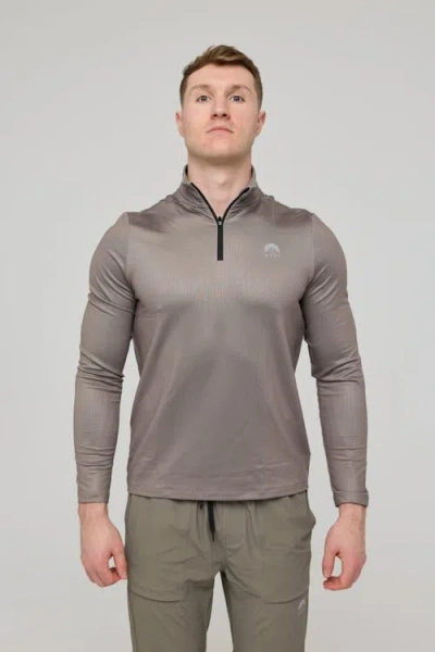 Oosc Elite Activewear 1/4 Zip Top In Brown