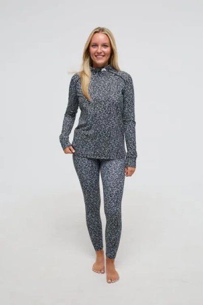 Oosc Baselayer Top In Gray