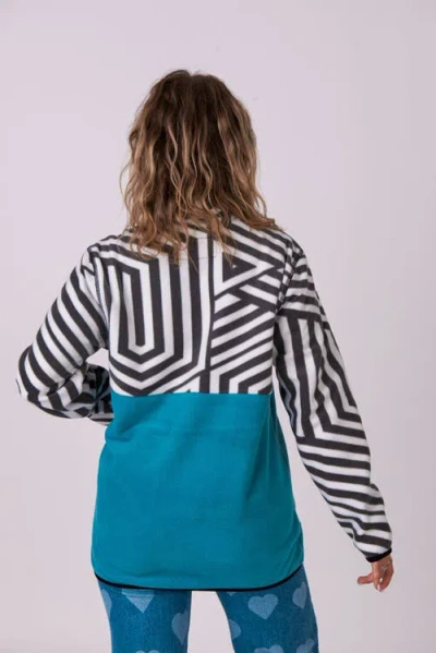 Oosc Fall Line Fleece Teal In Multi