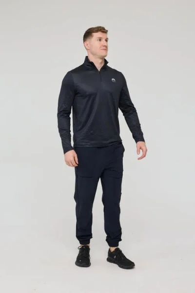 Oosc Elite Activewear 1/4 Zip Top In Black