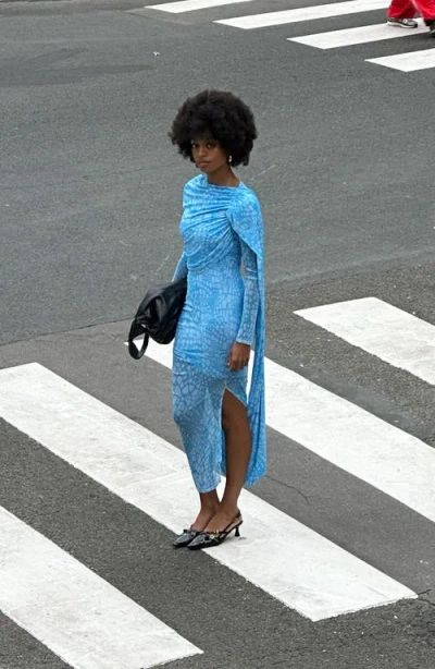Saemdi Reptile Printed Cape Dress In Blue