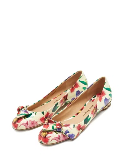Pre-owned Ferragamo Avola Floral-motif Ballet Flats In Neutral