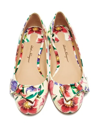 Pre-owned Ferragamo Avola Floral-motif Ballet Flats In Neutral