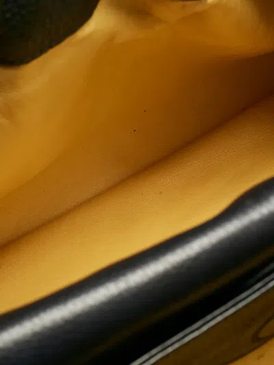 Pre-owned Bvlgari Medium Twist Leather Tote Bag In Black