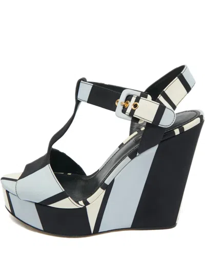 Pre-owned Dolce & Gabbana T-strap Sandals In Black