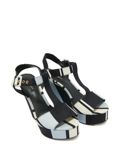 Pre-owned Dolce & Gabbana T-strap Sandals In Black