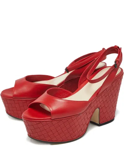 Pre-owned Bottega Veneta Intrecciato Woven Platform Sandals In Red