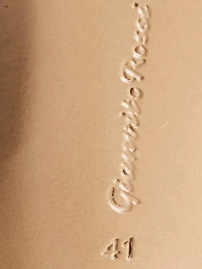 Pre-owned Gianvito Rossi Hortensia Slingback Pumps In Black