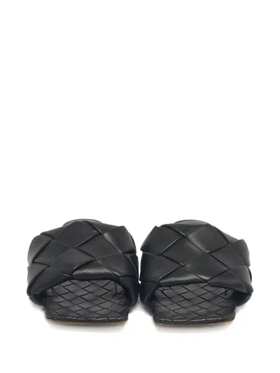 Pre-owned Bottega Veneta Lido Woven-leather Flat Sandals In Black