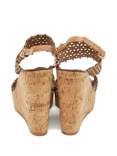 Pre-owned Tory Burch Daisy Leather Wedge-heel Sandals In Neutral