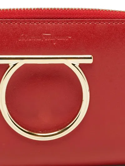 Pre-owned Ferragamo Gancini Leather Wallet In Red